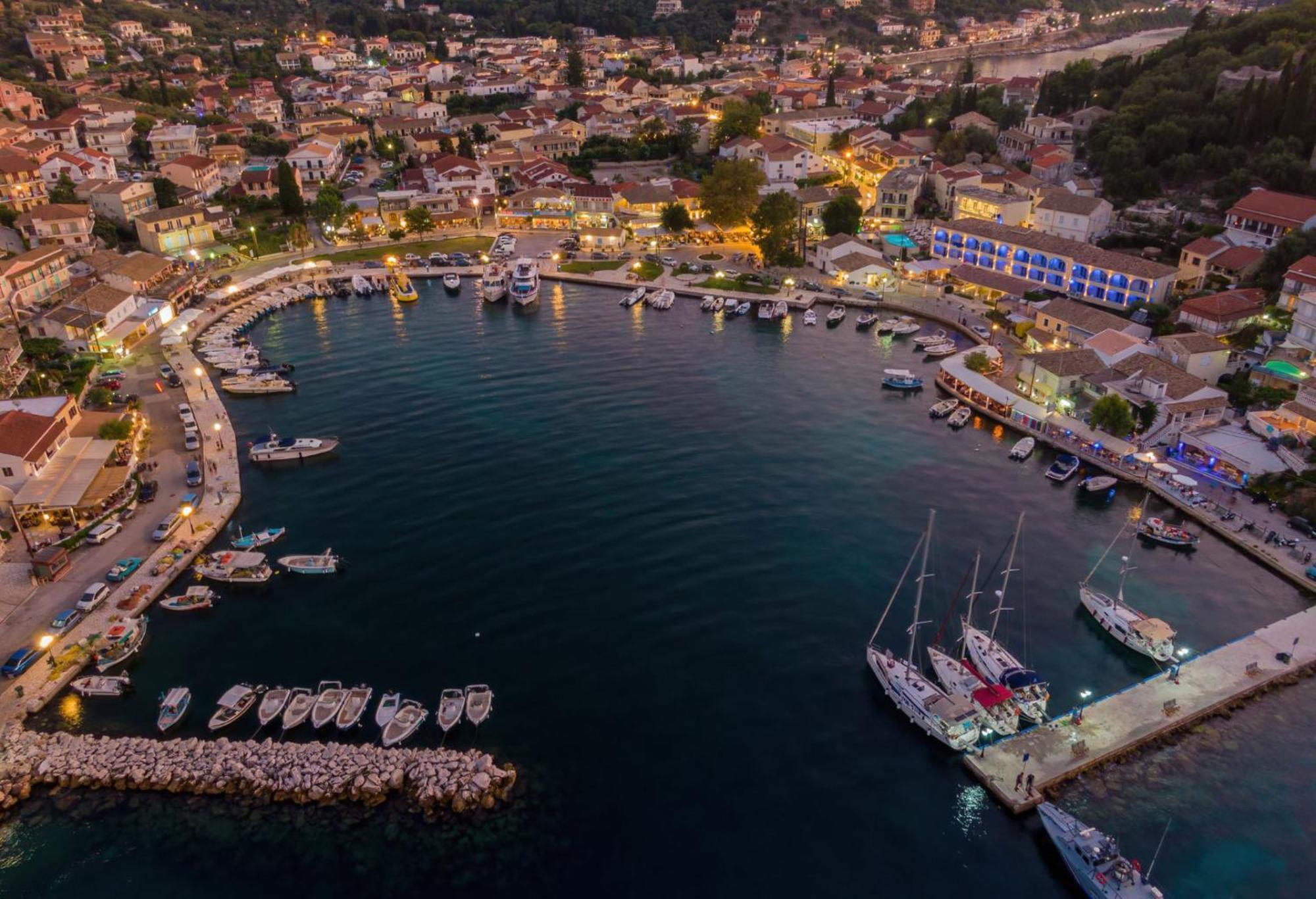 Kassiopi Piazza Suites 外观 照片